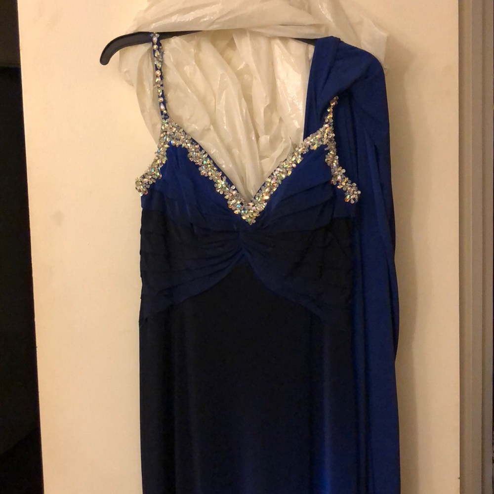 Blue dress